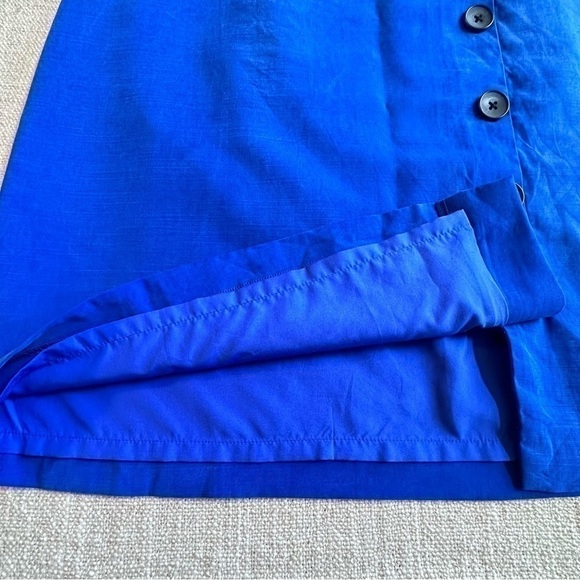 ANN TAYLOR Royal Blue Skirt Rayon Lined Midi Pencil Buttons Soft Women’s 10 - Picture 5 of 13
